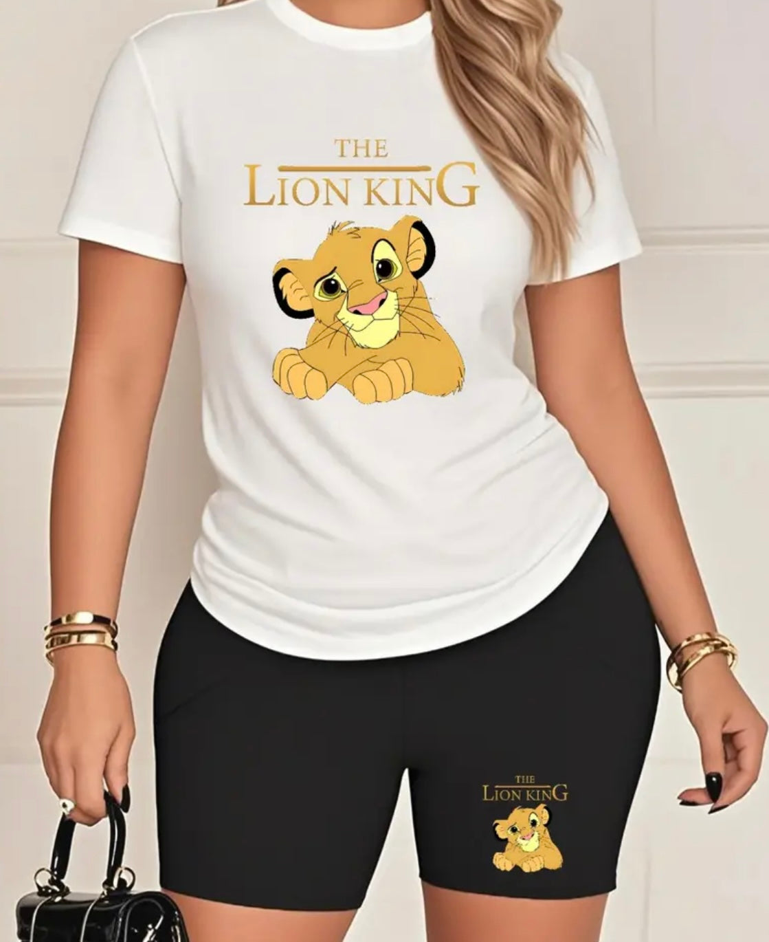 Womens Curve Lion Shorts & T-Shirt