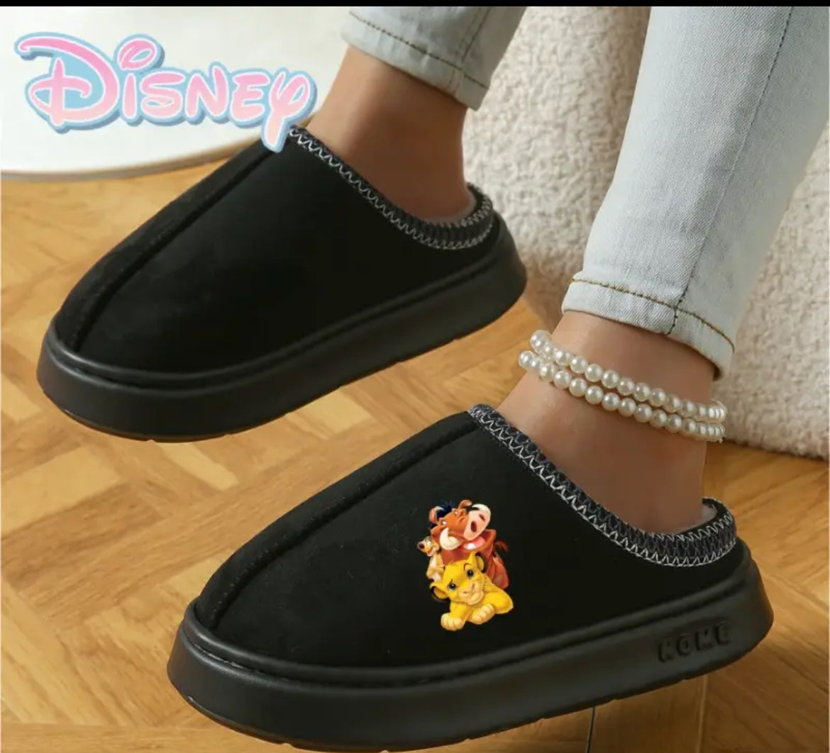 Womens Lion Plush Slippers