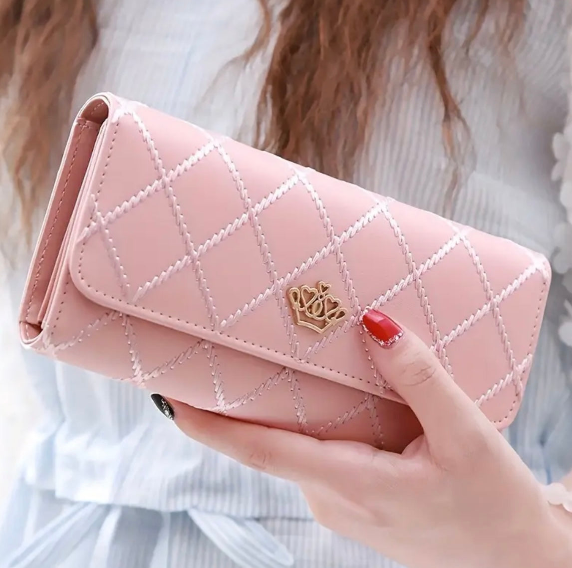 Womens Metal Crown Purse