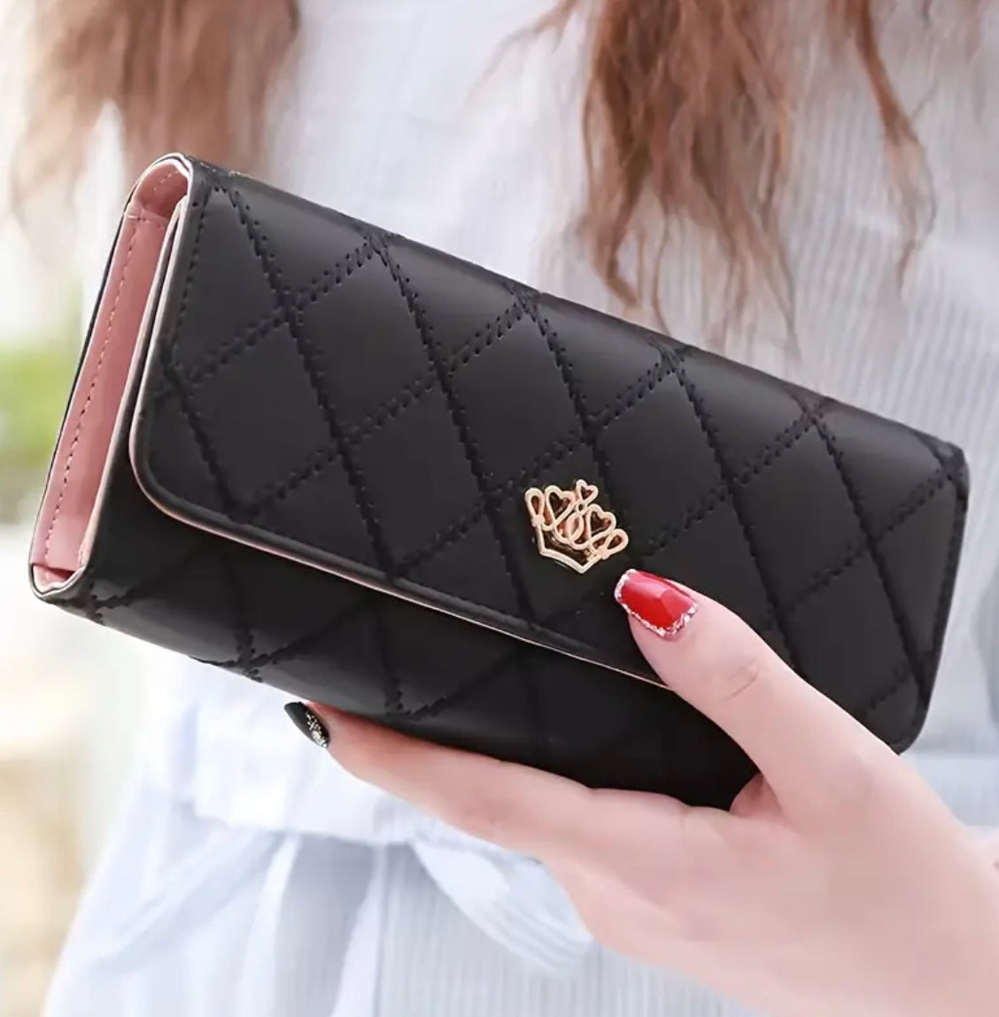 Womens Metal Crown Purse