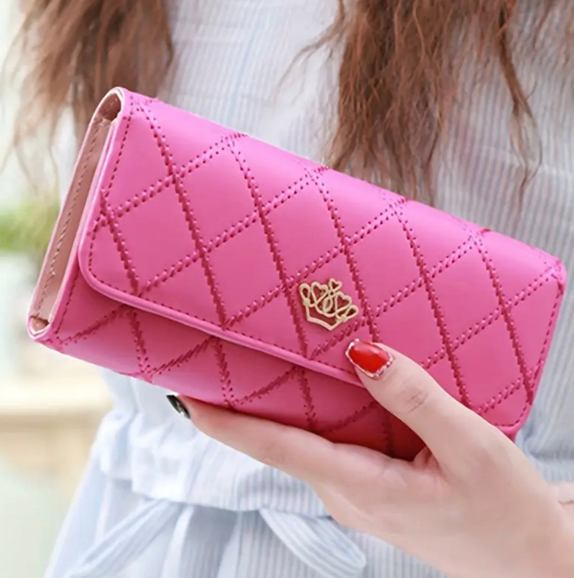 Womens Metal Crown Purse